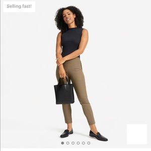 Everlane Olive Green Cropped Ribbed Ankle Pants